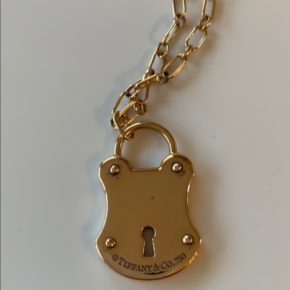Tiffany 18K Yellow gold diamond lock pendant
